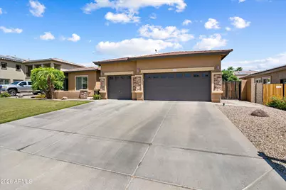 18248 W Banff Lane, Surprise, AZ 85388 - Photo 2