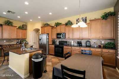 18248 W Banff Lane, Surprise, AZ 85388 - Photo 16
