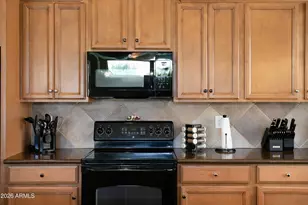 18248 W Banff Ln, Surprise, AZ 85388 - Photo 14