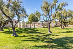 3109 E Siesta Ln, Phoenix, AZ 85050 - Photo 24