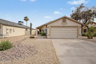 3109 E Siesta Ln, Phoenix, AZ 85050 - Photo 2