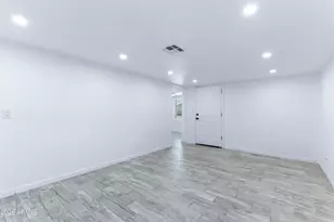 2133 W Colter St, Phoenix, AZ 85015 - Photo 16