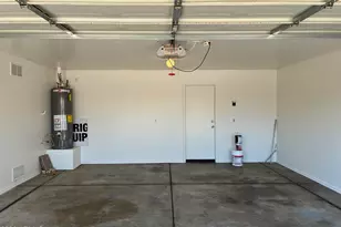 6027 W Encinas Ln, Phoenix, AZ 85043 - Photo 32