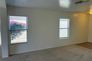 6027 W Encinas Ln, Phoenix, AZ 85043 - Photo 6