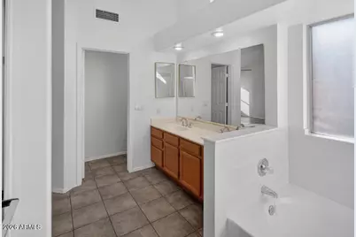 8916 W Davis Road, Peoria, AZ 85382 - Photo 14