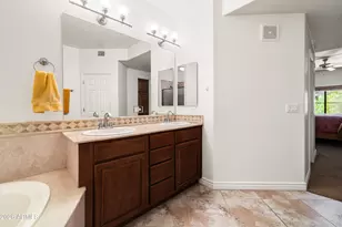 5350 E Deer Valley Dr, Phoenix, AZ 85054 - Photo 18