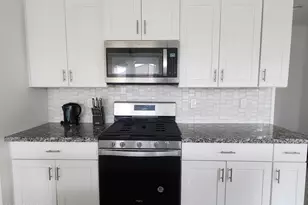 4208 S 68th Dr, Phoenix, AZ 85043 - Photo 4