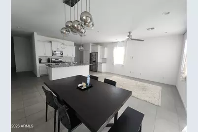 4208 S 68th Drive, Phoenix, AZ 85043 - Photo 6