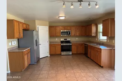17698 W Maya Way, Surprise, AZ 85387 - Photo 10