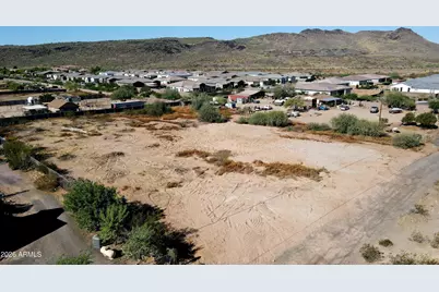 3775 W Dynamite Boulevard #-, Phoenix, AZ 85083 - Photo 10