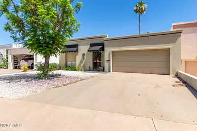 6282 E Pinchot Avenue, Scottsdale, AZ 85251 - Photo 2