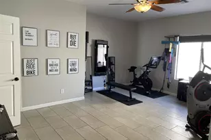12376 W Sells Dr, Avondale, AZ 85392 - Photo 8
