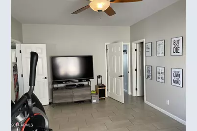 12376 W Sells Drive, Avondale, AZ 85392 - Photo 10