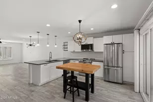 8348 E Solano Dr, Scottsdale, AZ 85250 - Photo 4
