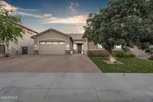 4922 S Leisure Way, Gilbert, AZ 85298 - Photo 2