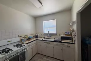 3229 E McKinley St, Phoenix, AZ 85008 - Photo 4