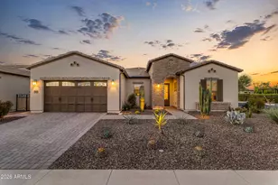 362 E Veterans Wy, Queen Creek, AZ 85140 - Photo 4