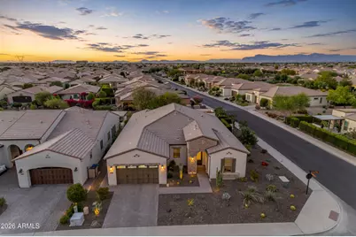 362 E Veterans Way, Queen Creek, AZ 85140 - Photo 14
