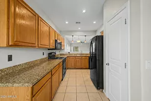 25271 W Pleasant Ln, Buckeye, AZ 85326 - Photo 26