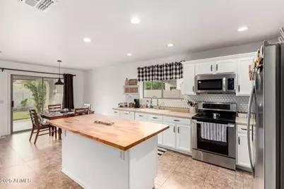3587 E Trigger Way, Gilbert, AZ 85297 - Photo 10
