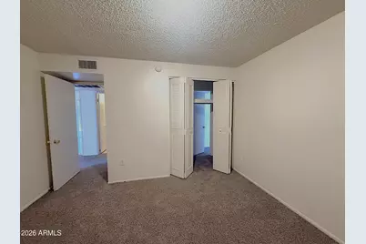 4317 N 71st Lane, Phoenix, AZ 85033 - Photo 10
