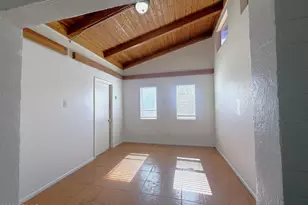 4317 N 71st Ln, Phoenix, AZ 85033 - Photo 2