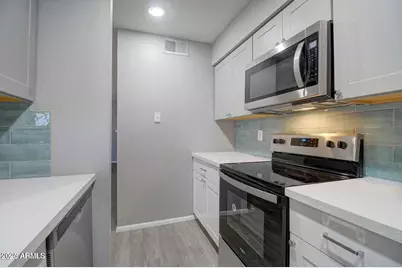 2220 W Dora Street #214, Mesa, AZ 85201 - Photo 8
