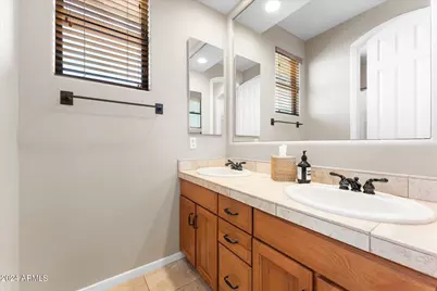 14333 W Cypress Street, Goodyear, AZ 85395 - Photo 30