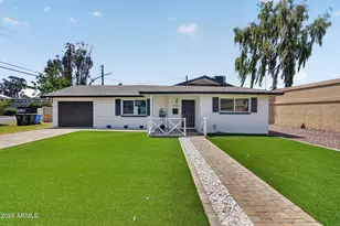 1749 E Medlock Dr, Phoenix, AZ 85016 - Photo 1