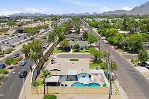1749 E Medlock Dr, Phoenix, AZ 85016 - Photo 34