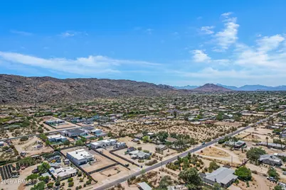 2241 E Desert Lane, Phoenix, AZ 85042 - Photo 24