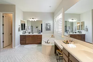 1612 W Molly Ln, Phoenix, AZ 85085 - Photo 30
