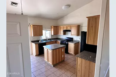 1150 W 30th Street S, Saint Johns, AZ 85936 - Photo 4