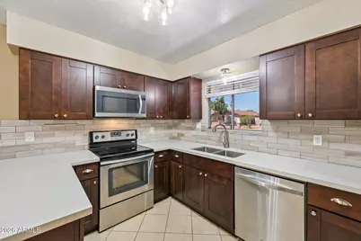 113 N Ridge Circle, Mesa, AZ 85203 - Photo 10
