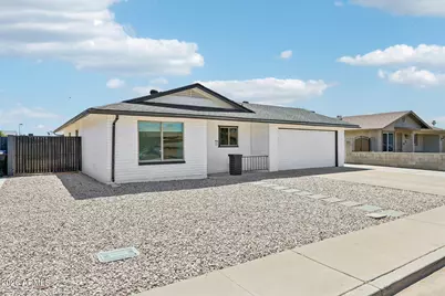 113 N Ridge Circle, Mesa, AZ 85203 - Photo 2