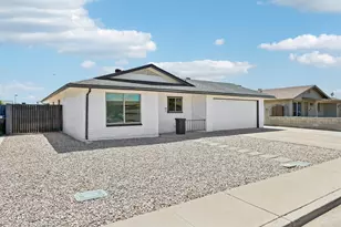 113 N Ridge Cir, Mesa, AZ 85203 - Photo 2