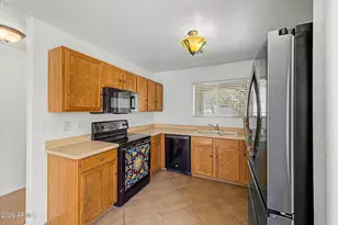 1946 E Silversmith Trail, San Tan Valley, AZ 85143 - Photo 8