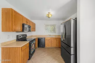 1946 E Silversmith Trail, San Tan Valley, AZ 85143 - Photo 8