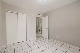 3243 N 77th Dr, Phoenix, AZ 85033 - Photo 20