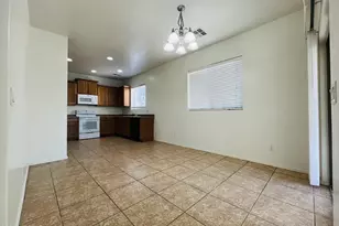 7216 N 72nd Dr, Glendale, AZ 85303 - Photo 8