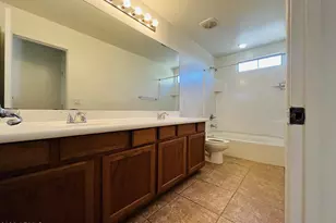 7216 N 72nd Dr, Glendale, AZ 85303 - Photo 10