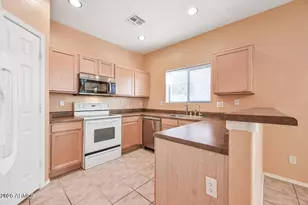 2621 E Waterview Ct, Chandler, AZ 85249 - Photo 8