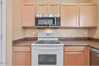 2621 E Waterview Court, Chandler, AZ 85249 - Photo 10