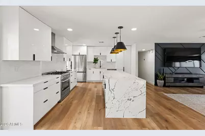 8024 E Hubbell Street, Scottsdale, AZ 85257 - Photo 14