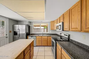3401 E Dahlia Dr, Phoenix, AZ 85032 - Photo 16