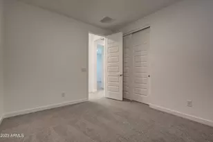 1087 E Chapman Dr, Chandler, AZ 85286 - Photo 14