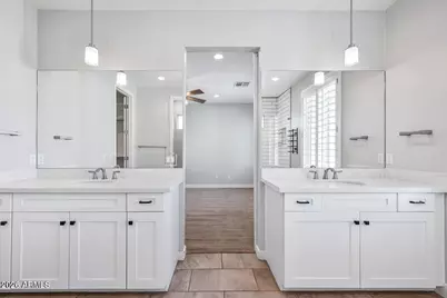 3030 N 38th Street #122, Phoenix, AZ 85018 - Photo 18