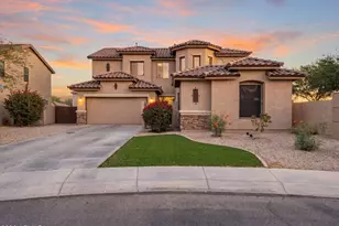 82 W Raven Dr, Chandler, AZ 85286 - Photo 1