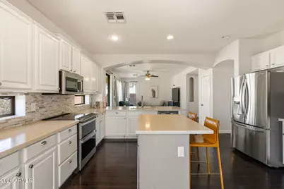 82 W Raven Drive, Chandler, AZ 85286 - Photo 16