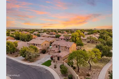82 W Raven Drive, Chandler, AZ 85286 - Photo 2